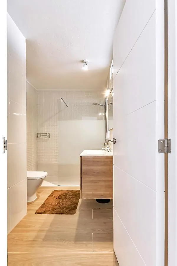 Gorgeous Apartment In Callao Salvaje