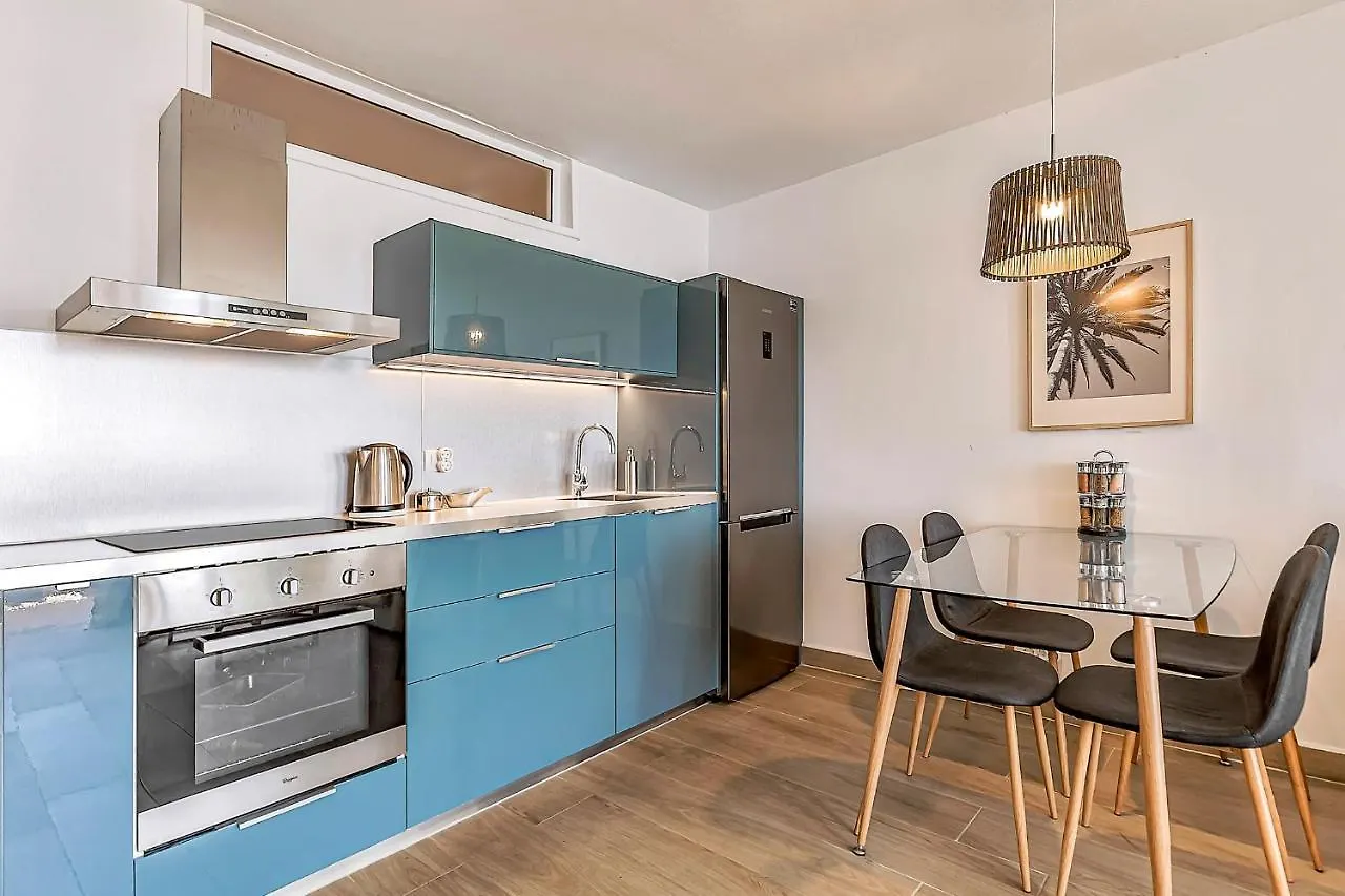 Gorgeous Apartment In Callao Salvaje