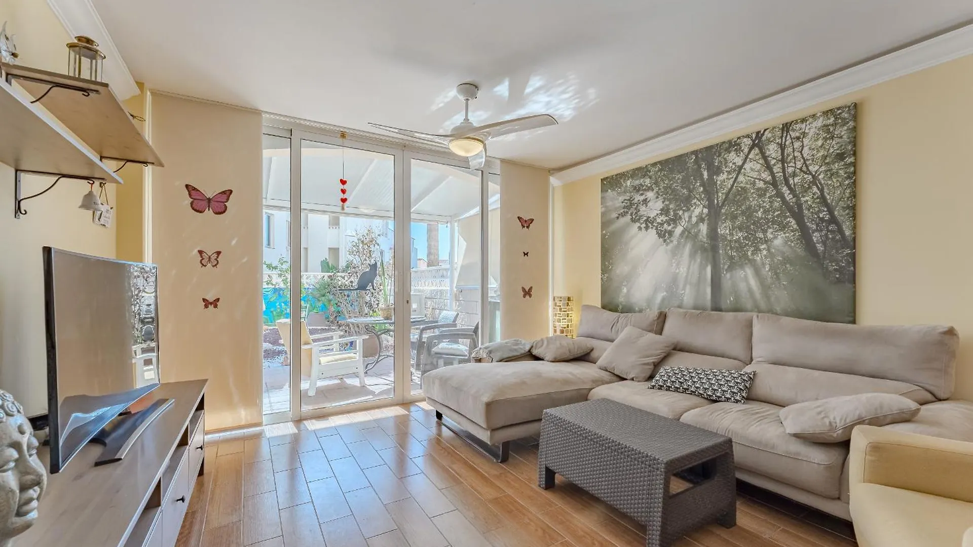Gorgeous Apartment In Callao Salvaje 0*,  Hiszpania