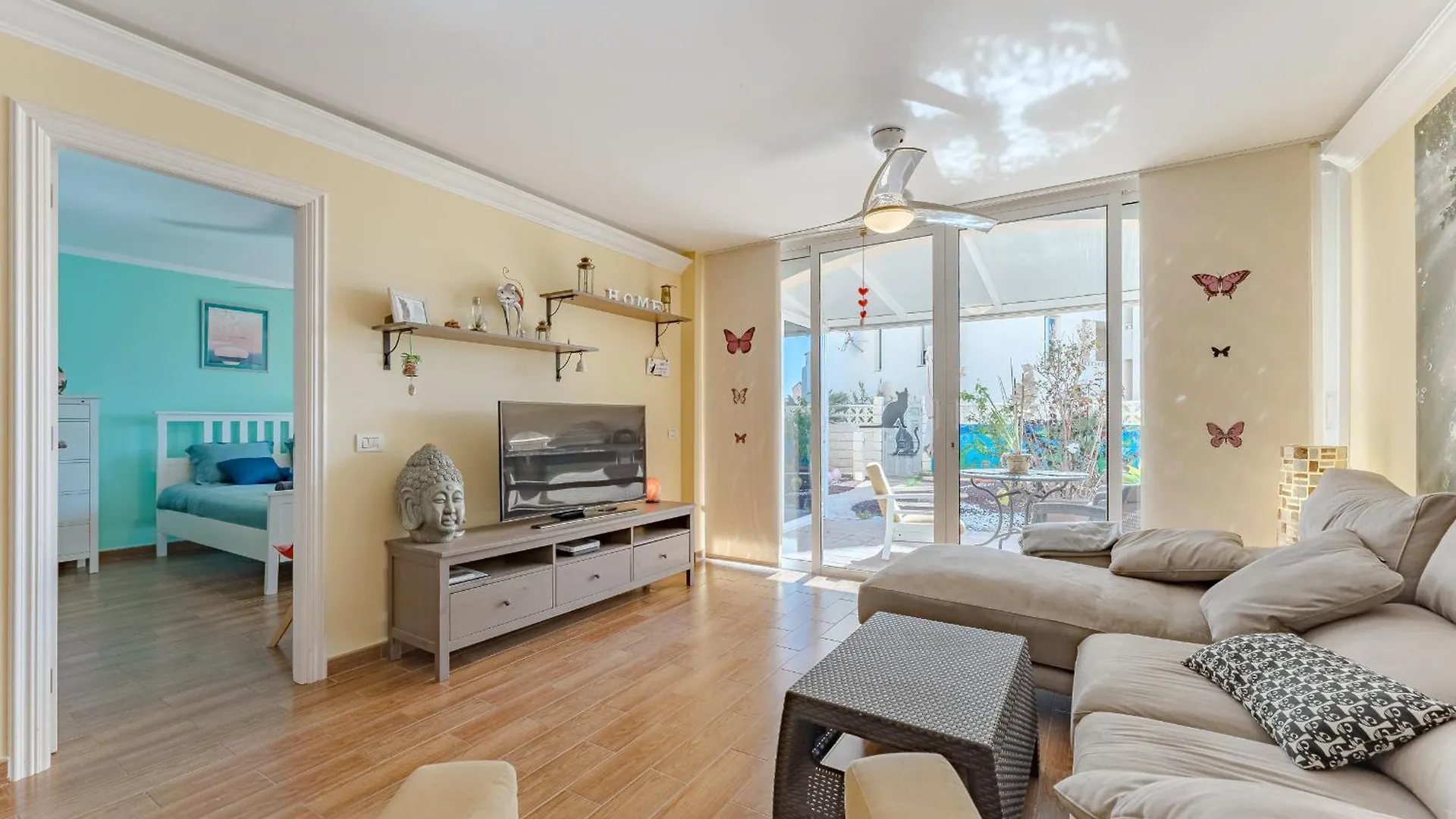 Gorgeous Apartment In Callao Salvaje