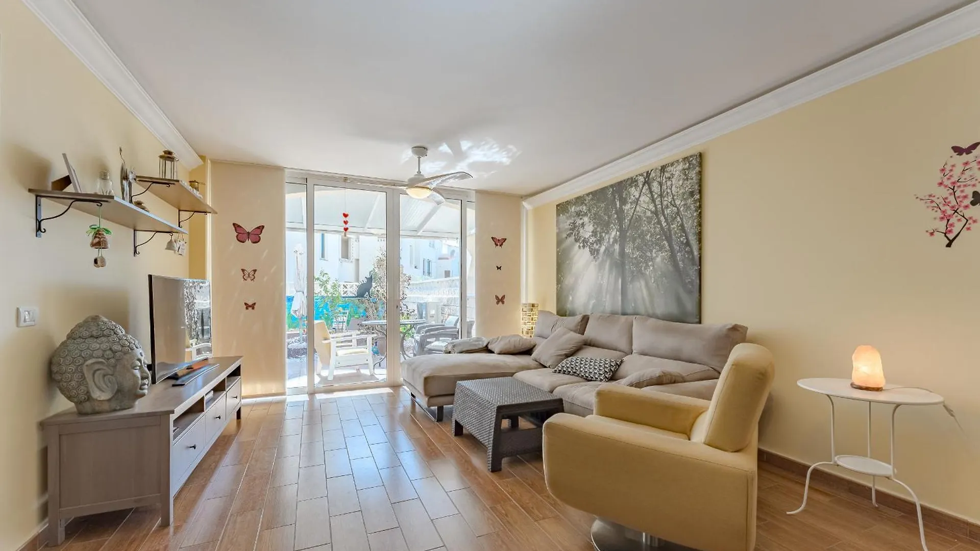 Gorgeous Apartment In Callao Salvaje